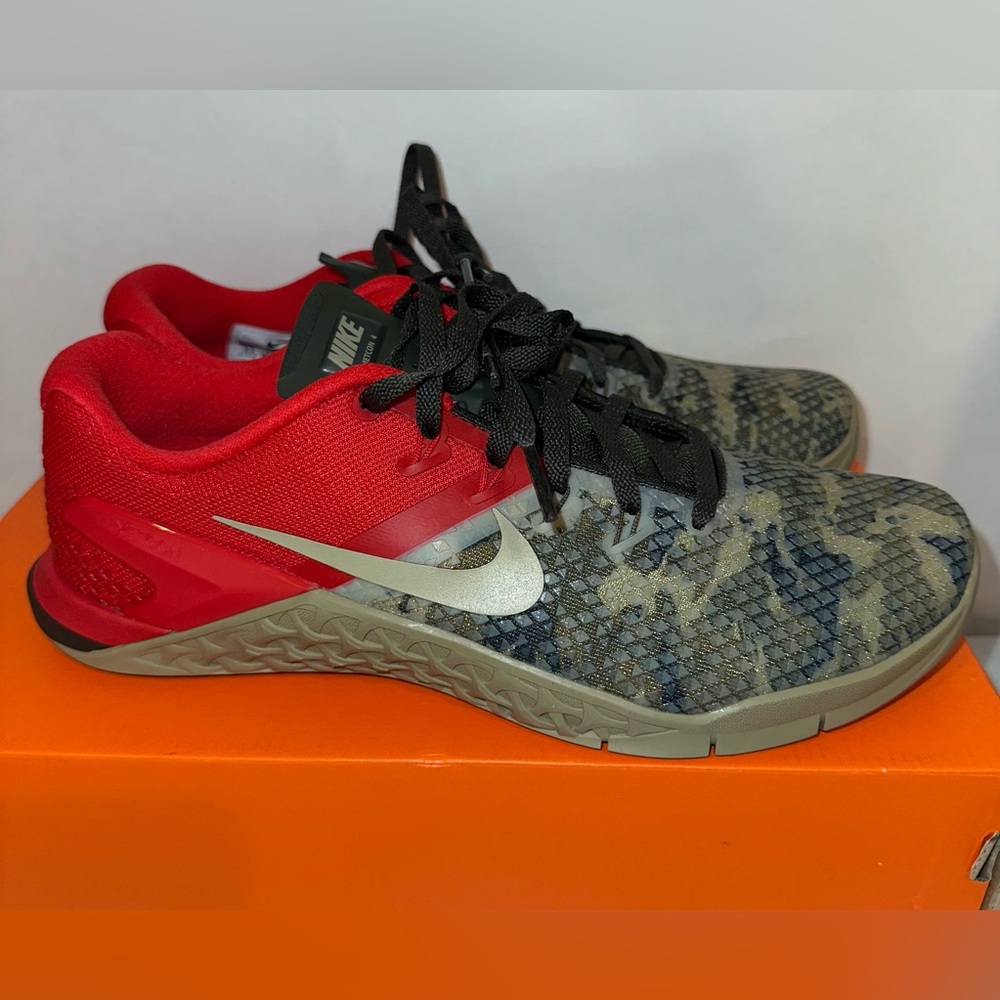 New Men’s Nike Metcon 4 XD camo green red Sneakers tennis running shoes NIB 8.5